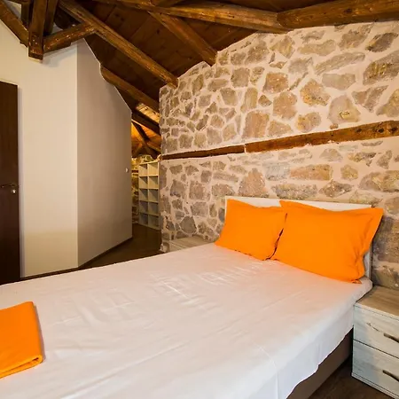 Вилла Petrini Spiti Пиргадикия Экстерьер фото