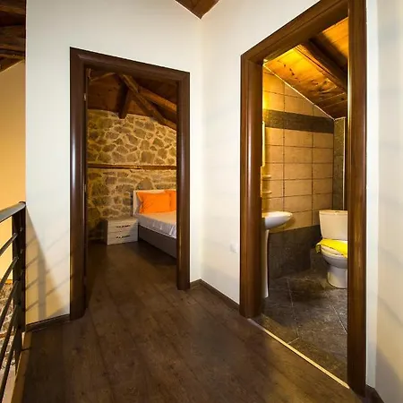 Вилла Petrini Spiti Пиргадикия Экстерьер фото